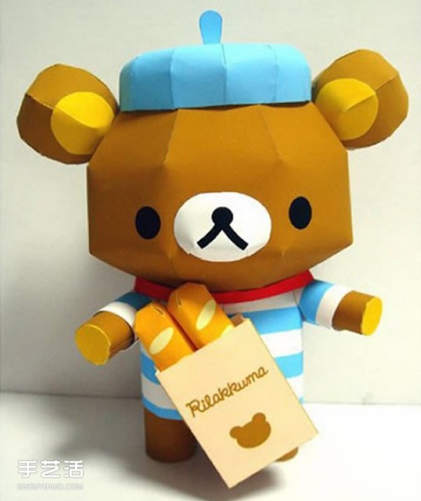 Cute bear paper model drawings and handmade three-dimensional bear model making