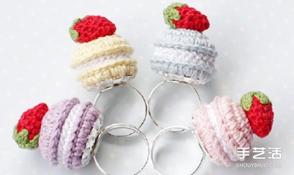 Illustration of the weaving method of crocheted macarons, tutorial of crocheting macarons