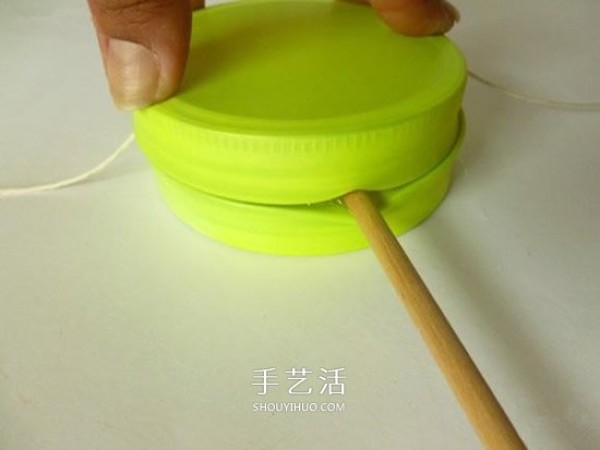 How to make a simple rattle and how to make a hand-made rattle with illustrations