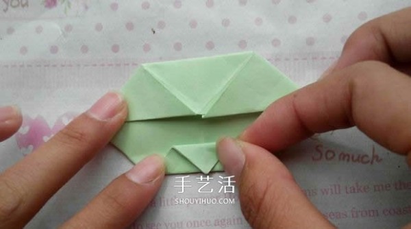 A tutorial on how to fold a diamond rose and a tutorial on how to fold a diamond rose