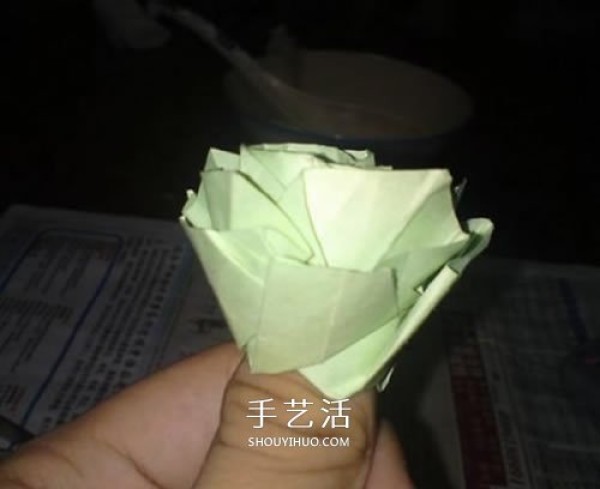 Beautiful and complicated rose origami NS rose origami real shot illustration