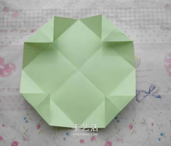 A tutorial on how to fold a diamond rose and a tutorial on how to fold a diamond rose