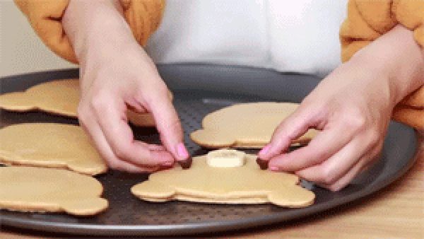 How to make Little Bear Pancakes