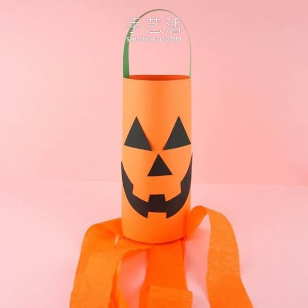 Illustrated tutorial on how to make a Halloween jack-o-lantern windsock