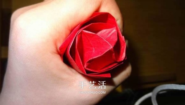 How to fold a rosette with a diagram and a detailed tutorial on how to fold a rosette with a centerrose origami