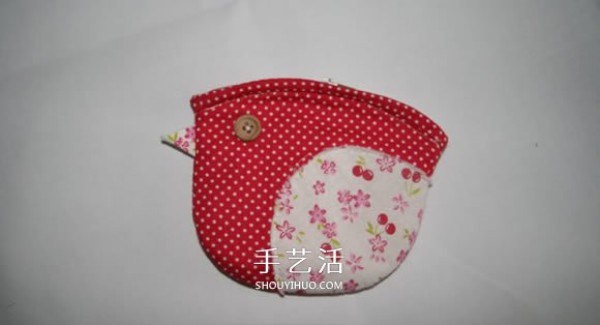 Little Bird PullChain bag making tutorial, illustration of how to make fabric zipper bag