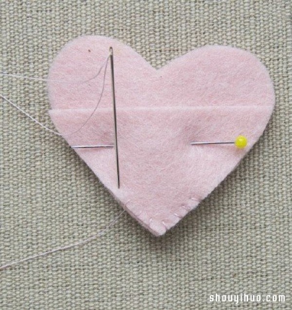 DIY handmade illustrated tutorial for non-woven heart-shaped pendant trinkets