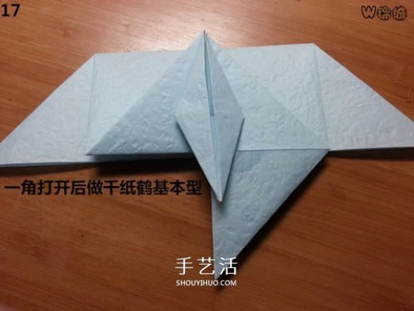 Origami tutorial for cartoon angels, hand-folding cute angel illustrations