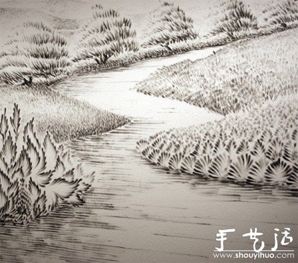 Landscape painting created by DIY after sticking charcoal powder on fingers