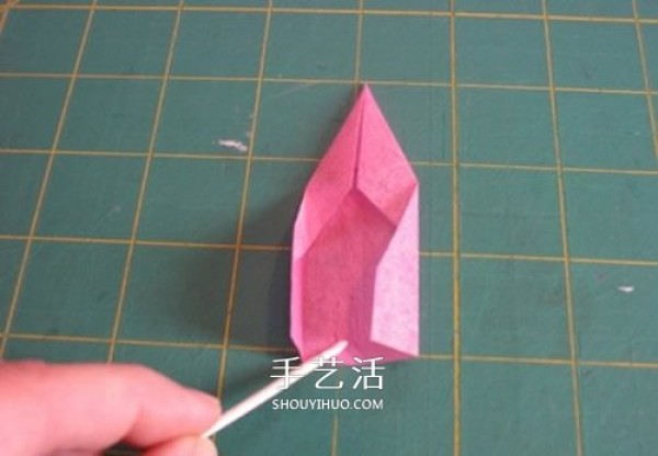 Tutorial on folding lanterns for children during the Chinese New Year by simply making cotton paper lanterns