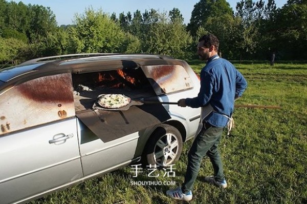 DIY old car pizza oven uses ordinary items to create extraordinary fun