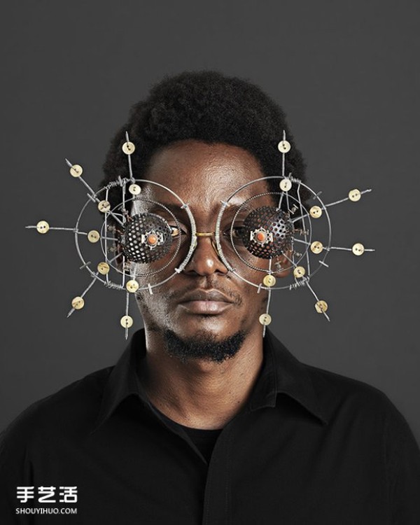 Its so avant-garde that its dazzling! See the discarded glasses of Kenyan artist