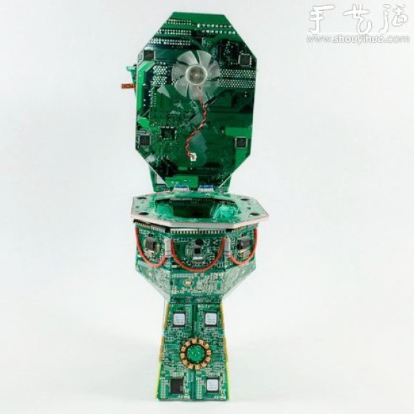 Waste printed circuit board DIY to make a creative toilet