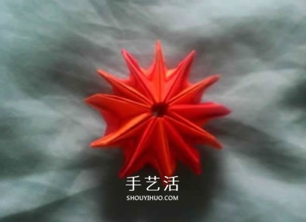 Illustration of the folding method of handmade paper fireworks, step-by-step diagram of the method of origami fireworks