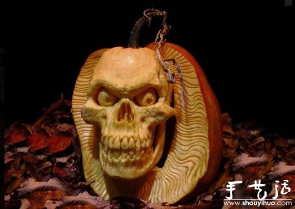 Creative DIY carved pumpkin works