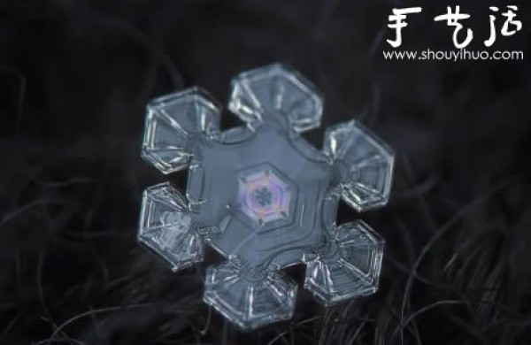 Crystal snowflakes captured with the lens reversed to macro