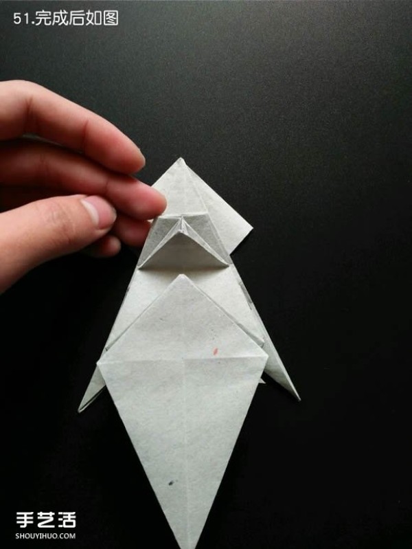 Super complex origami shark illustration, detailed steps for folding a three-dimensional shark