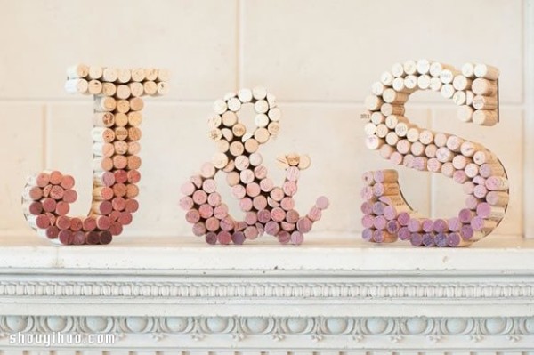 Wine bottles and corks turned waste into treasure DIY wedding trinkets