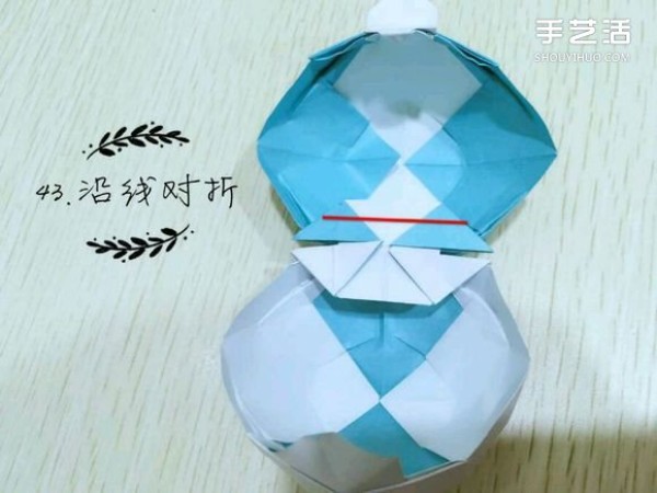 Elf Ball Making Method Tutorial: Illustrations of How to Fold an Elves Ball by Hand