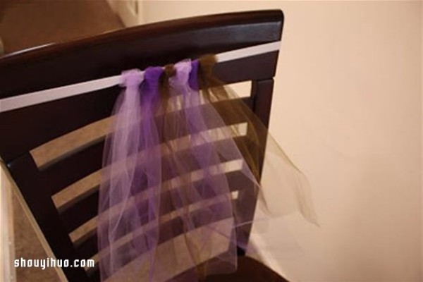 Very simple: Illustrated method of making a childrens ribbon skirt