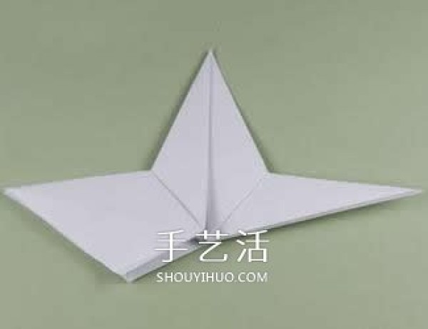 Illustration of folding a shining five-pointed star and combining three-dimensional star origami