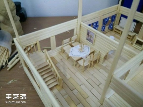 Disposable chopsticks are used to hand-make a life-like villa model, the steps are complete! 