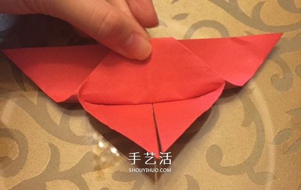 Childrens origami butterfly tutorial, simple and beautiful butterfly folding instructions