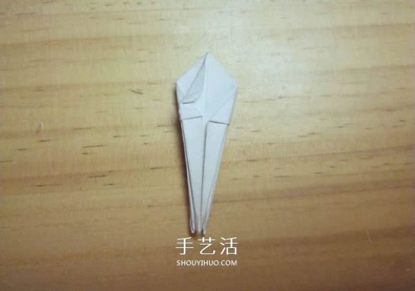 Illustration of folding method of Mandala flower, how to fold white Bana flower by hand