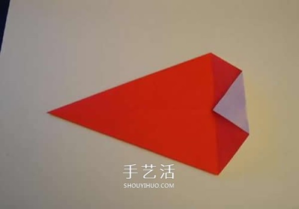 How to make an origami Christmas hat and illustrate the folding steps of a simple Christmas hat