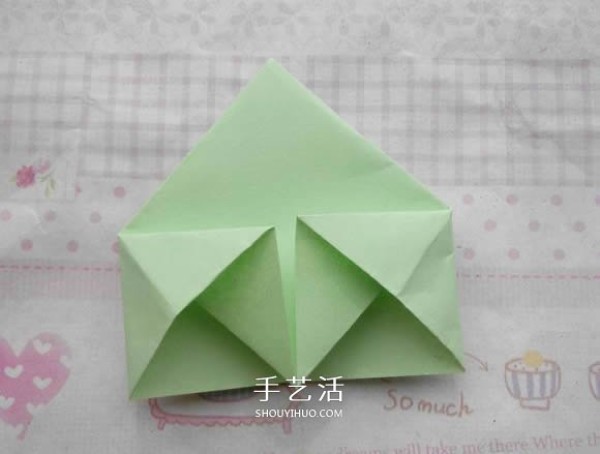 A tutorial on how to fold a diamond rose and a tutorial on how to fold a diamond rose