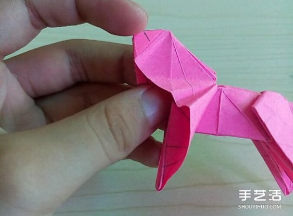 Hideo Komatsus Horse Origami Illustration, a Super Detailed Three-dimensional Horse Origami Tutorial