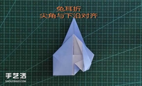 Handmade origami girls head illustration, step-by-step folding method for a girl with short hair