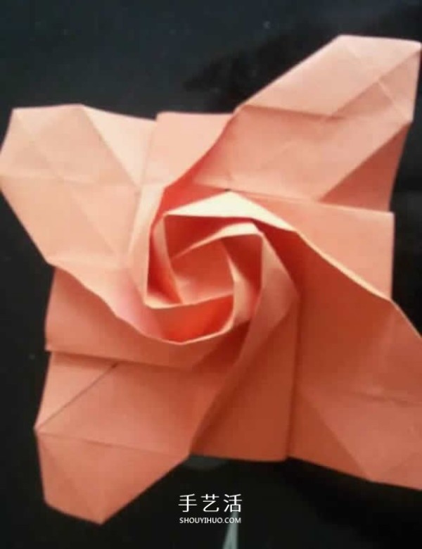 Illustration of how to fold a rose carton, origami Valentines Day rose gift box