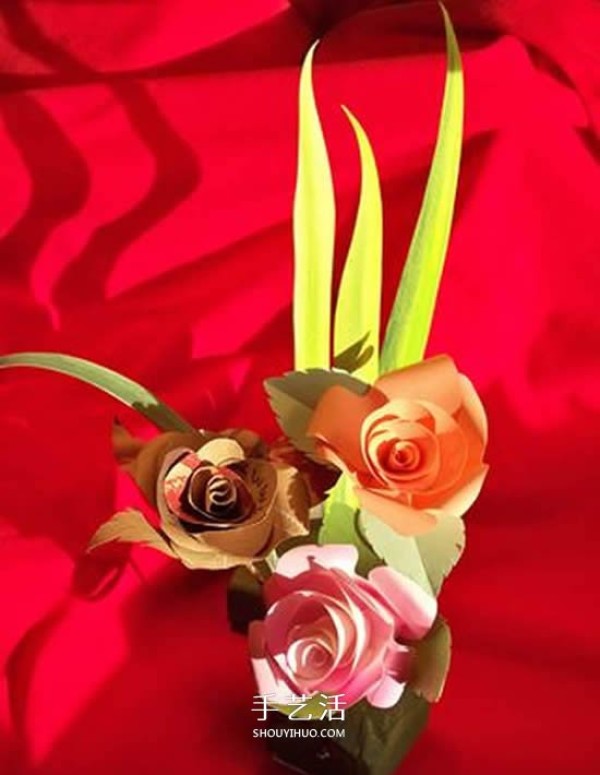 How to make cardboard roses and illustrate how to make simple colored paper roses