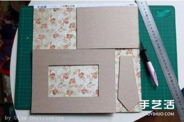 Fabric Photo Frame Making Tutorial: Illustrations of How to Make Fabric Photo Frames