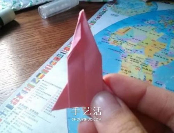 Morning glory origami tutorial with step-by-step instructions on how to fold morning glory