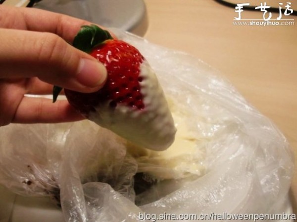 How to make simple strawberry snacks