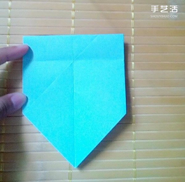 How to Origami a Chinese Valentines Day Gift Box, Illustrations of How to Fold an Octagonal Paper Box