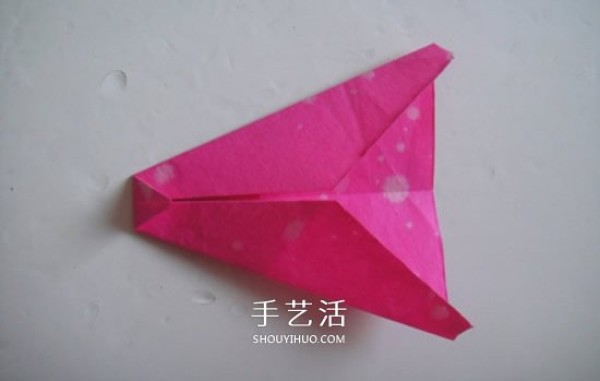 The simplest way to fold a paper airplane, how to fold a small handmade airplane for children