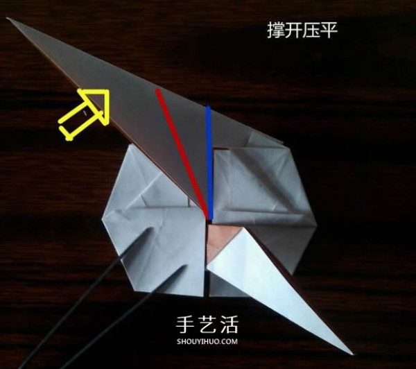 The origami method of complex small animal origami 3D squirrel with CP diagram