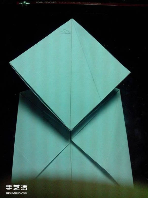 Handmade origami beautiful box illustration with paper crane packaging box folding method