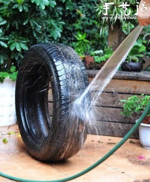 Waste utilization: DIY personalized sofa from old tires