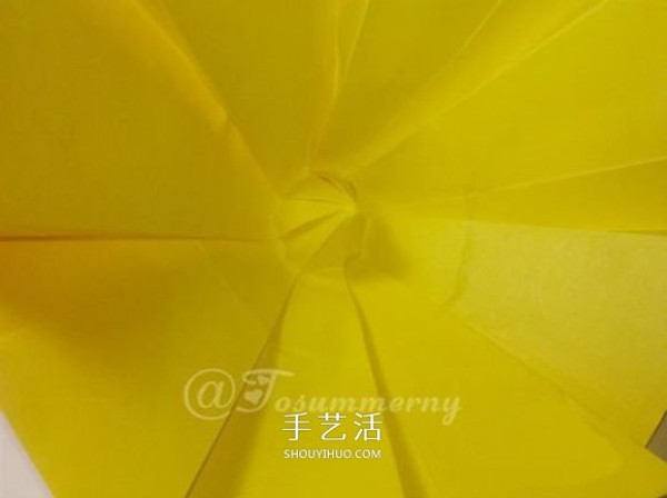 The warm sun in winter! Illustration of folding method of handmade origami three-dimensional sun