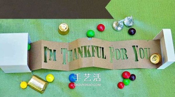 Creative Thanksgiving gift DIY illustration beautiful gift box handmade