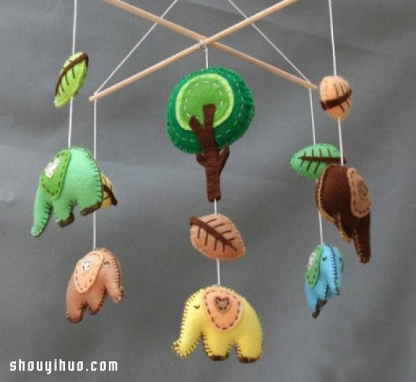 Super cute non-woven wind chime trinkets, babies will definitely love it