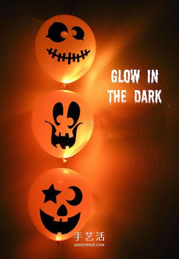 Simple and beautiful Halloween decoration using balloons to make pumpkin lantern hangings