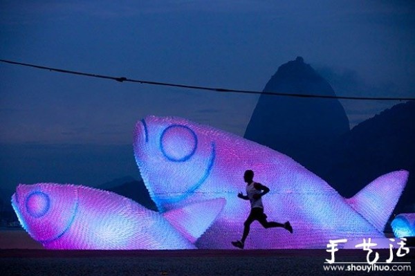 Giant fish DIYed from discarded plastic bottles