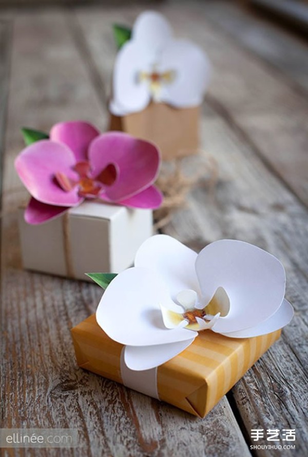 How to make handmade orchids, illustrated tutorial on folding cardboard orchids