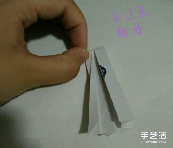 How to fold an origami wedding dress, illustrate the origami method of a wedding dress with steps