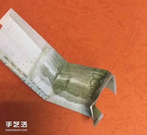 Kong Mingsuos origami method illustrates the manual folding method of Luban Lock